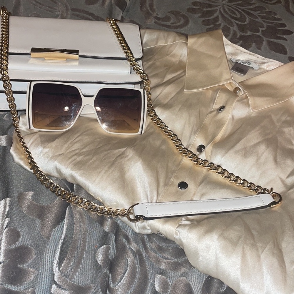 ~Oversized Square Sunglasses:White Exterior & Brown Interior~ - Picture 14 of 16